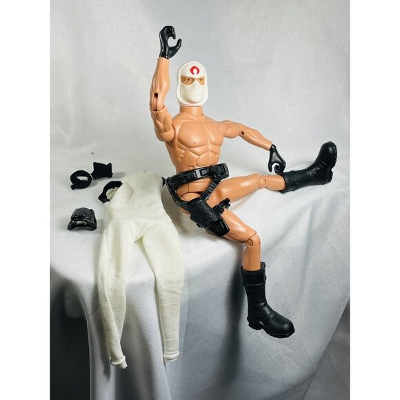 GI Joe V2 Ninja Leader: Storm Shadow With Outfit 1996 Vintage - Picture 3 of 10